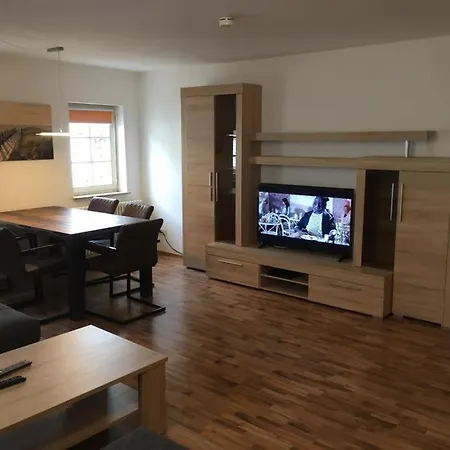 Apartamento Restaurant Engel Am Marktplatz *