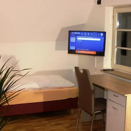Apartamento Restaurant Engel Am Marktplatz *